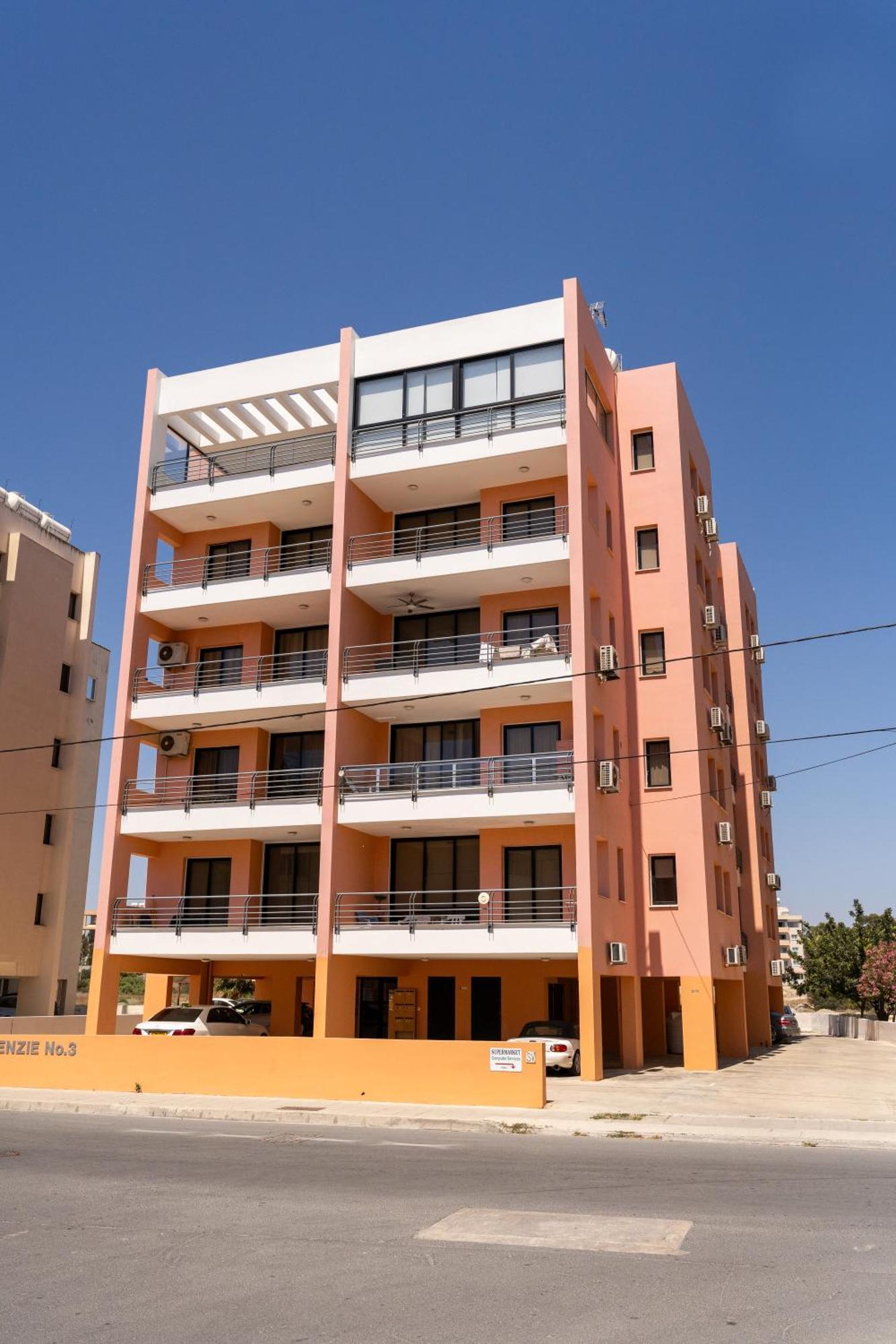Isabella One Bedroom ลาร์นาคา ภายนอก รูปภาพ