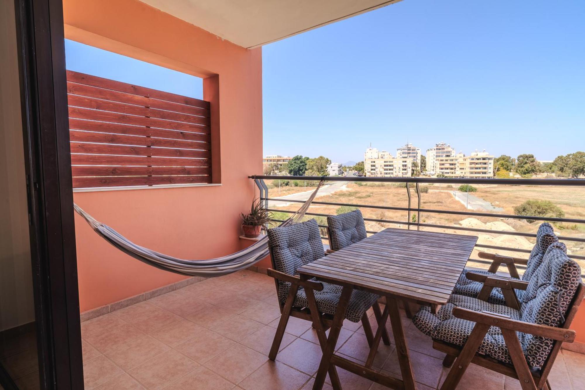 Isabella One Bedroom ลาร์นาคา ภายนอก รูปภาพ